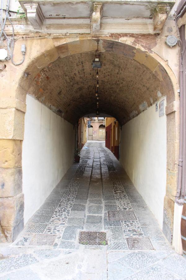 Via Cavour 19, Camere Del Conte Iglesias Buitenkant foto